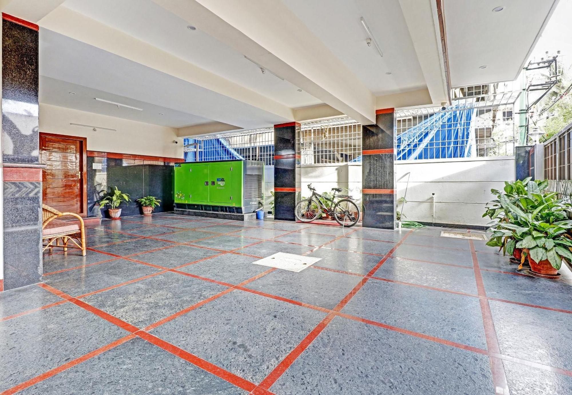 מלון העיר בנגלור Capital O R R Residency מראה חיצוני תמונה